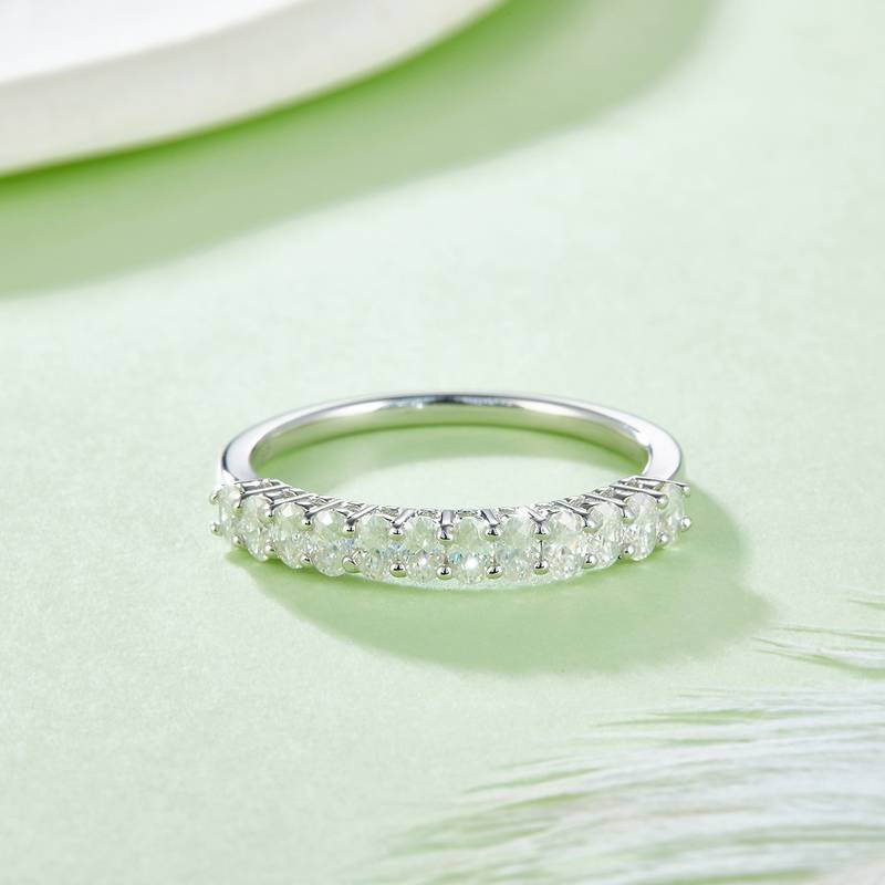 Egg shaped S925 silver plated platinum moissanite diamond women's ring 1.0 carat D-grade